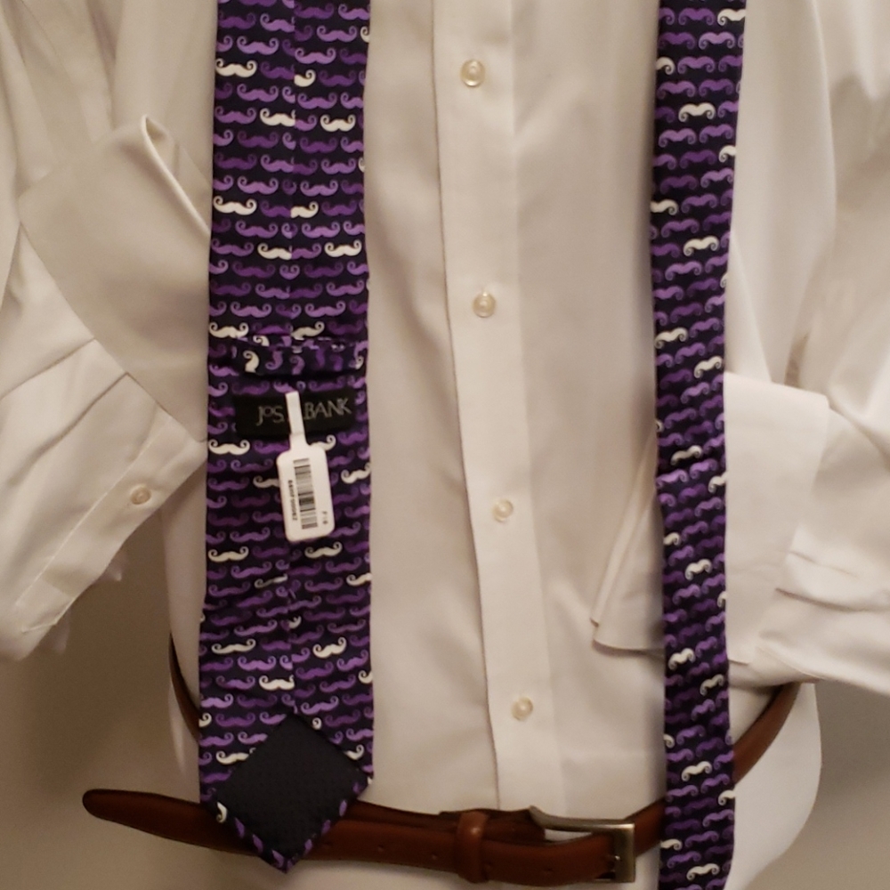 🆕️ Jos. A. Bank Tie - Picture 4 of 4